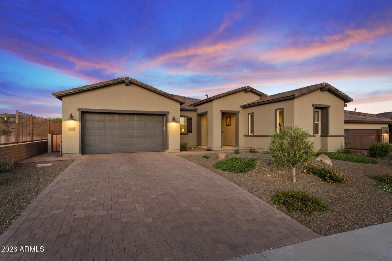 4307 Greenhorn Way, Wickenburg, AZ 85390