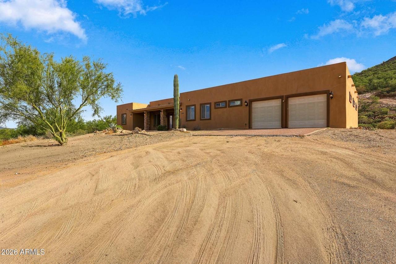 37711 N 30th Dr., Phoenix, AZ 85086