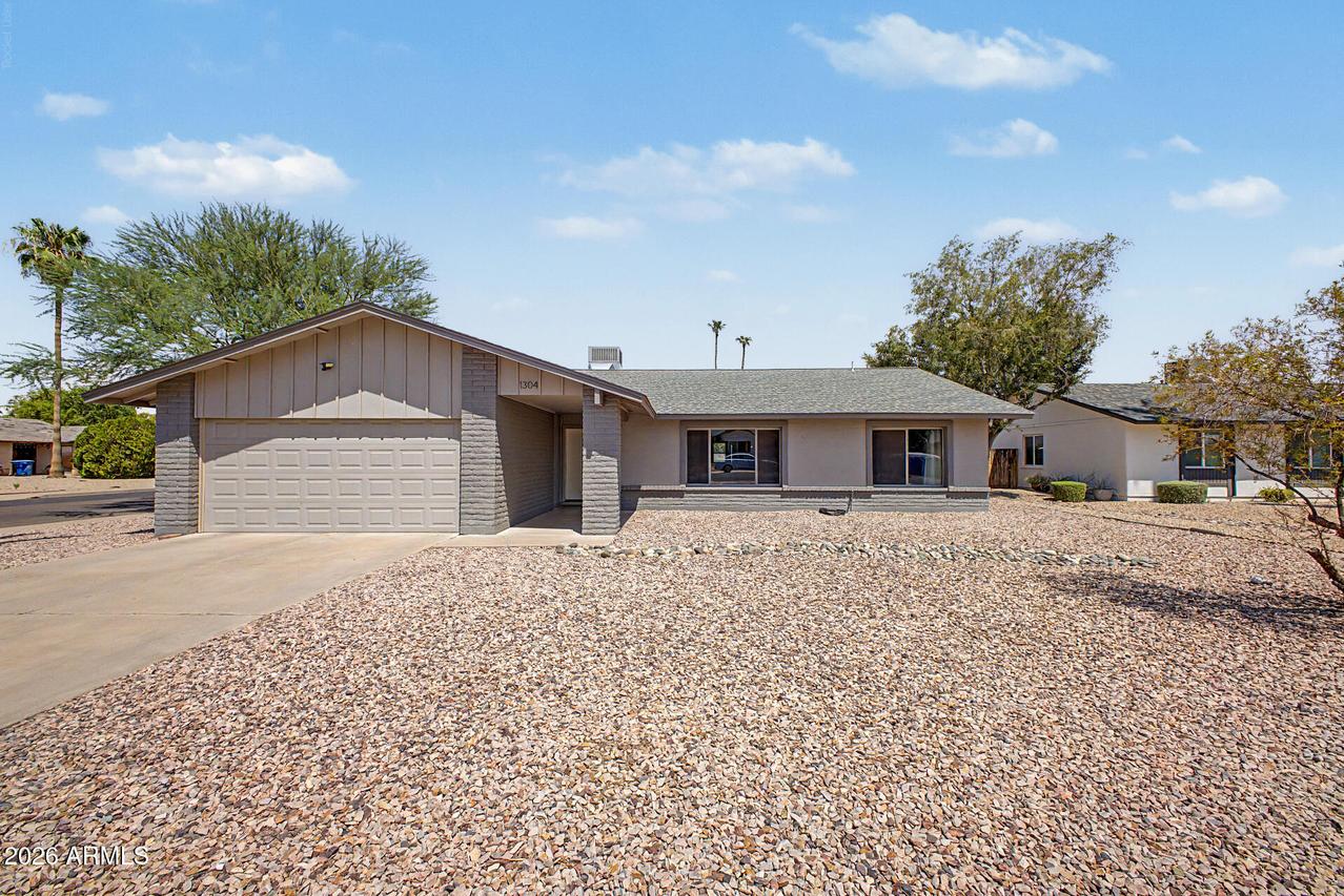 1304 E Dunbar Dr., Tempe, AZ 85282