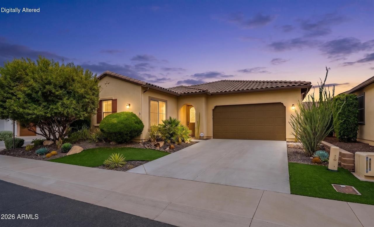 13434 W Hummingbird Ter., Peoria, AZ 85383