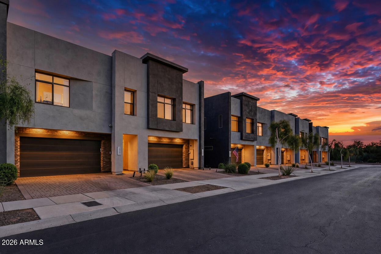 1917 W Trotter Tr., Phoenix, AZ 85085
