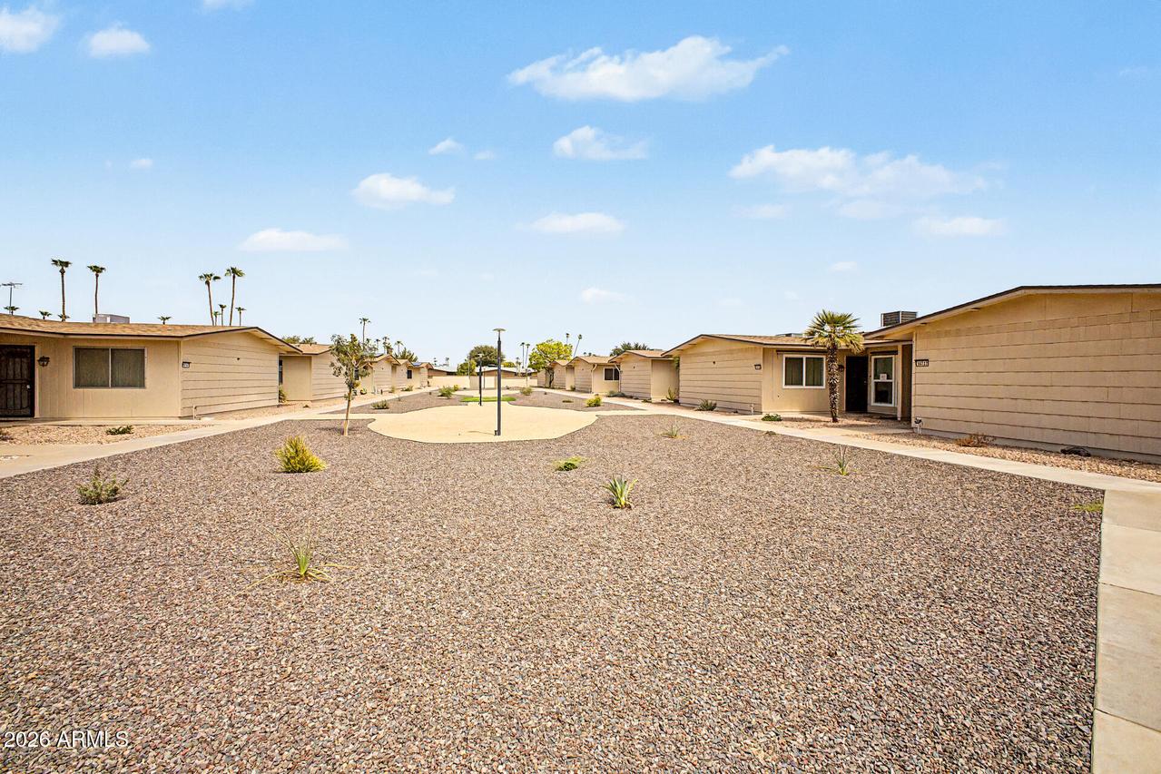 10737 W Santa Fe Dr., Sun City, AZ 85351