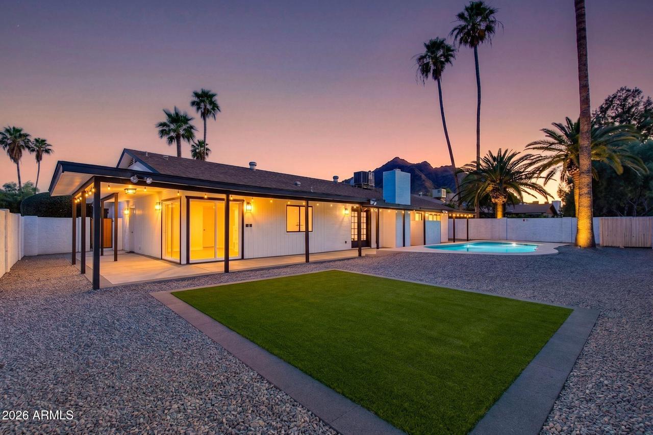 2324 E Cortez St., Phoenix, AZ 85028