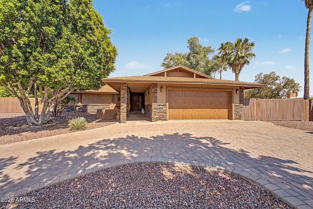 1945 N 66th Pl., Mesa, AZ 85205