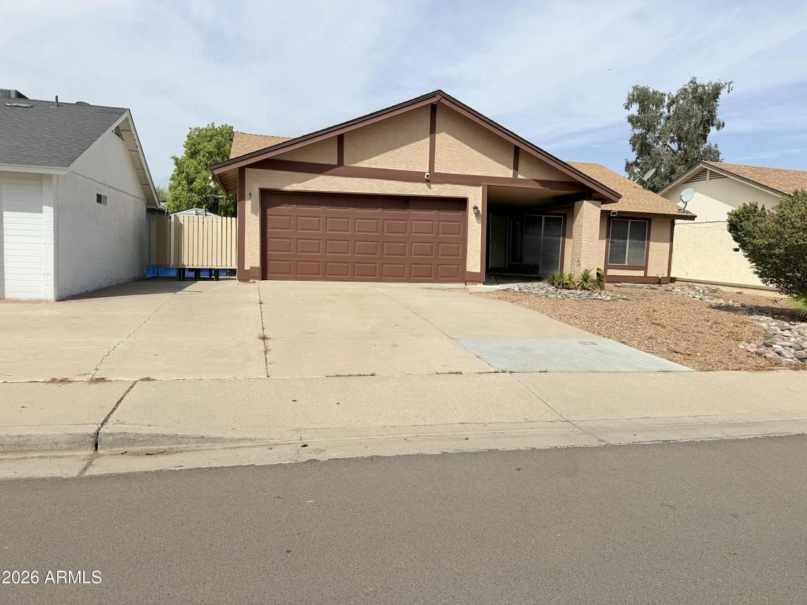 19606 N 3rd Ave., Phoenix, AZ 85027