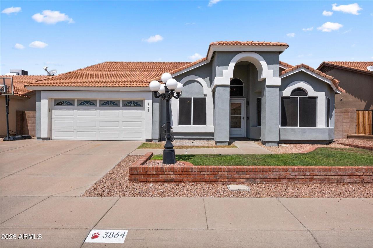3864 W Alameda Rd., Glendale, AZ 85310