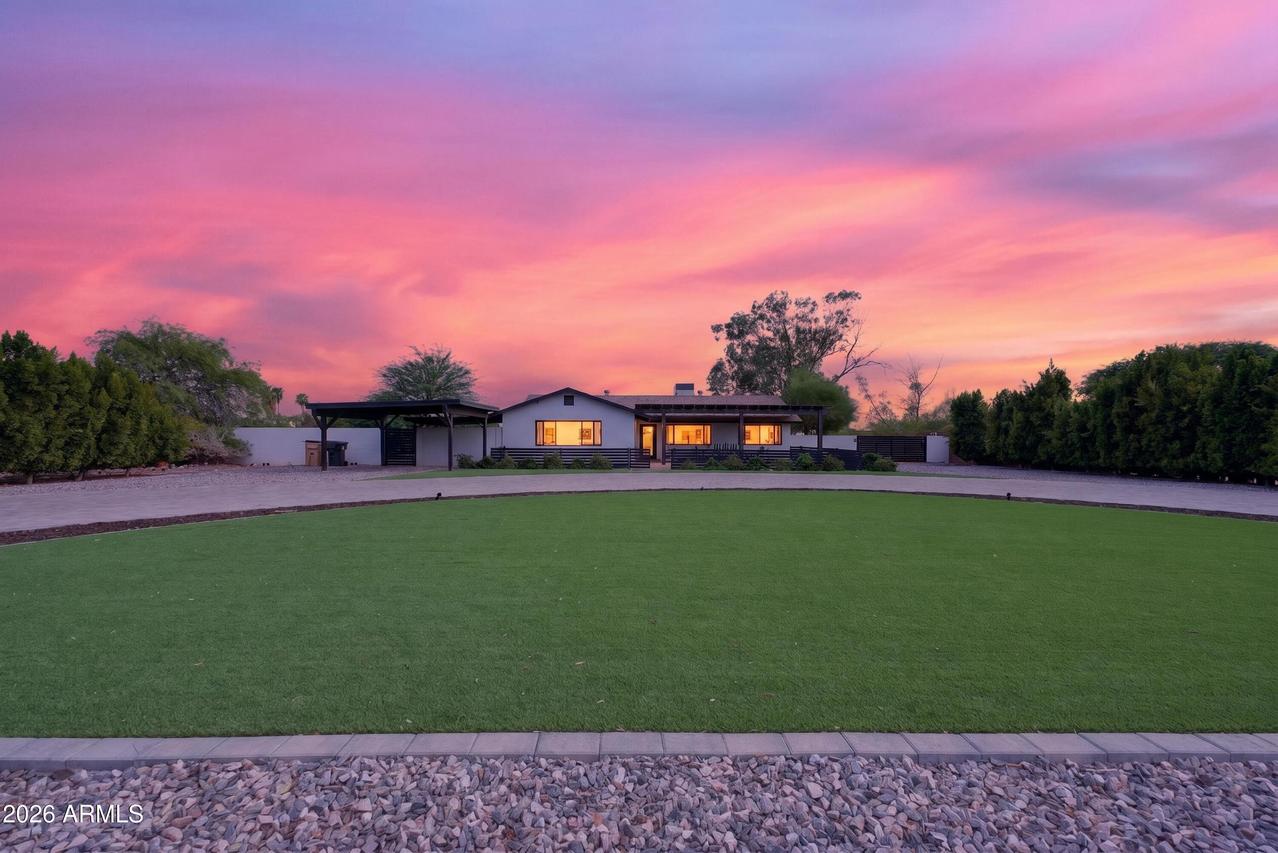 8829 W Mariposa Grande Ln., Peoria, AZ 85383