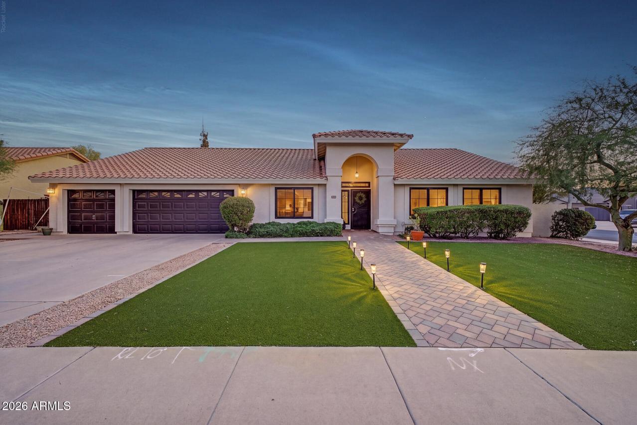 2833 E Hermosa Vista Dr., Mesa, AZ 85213