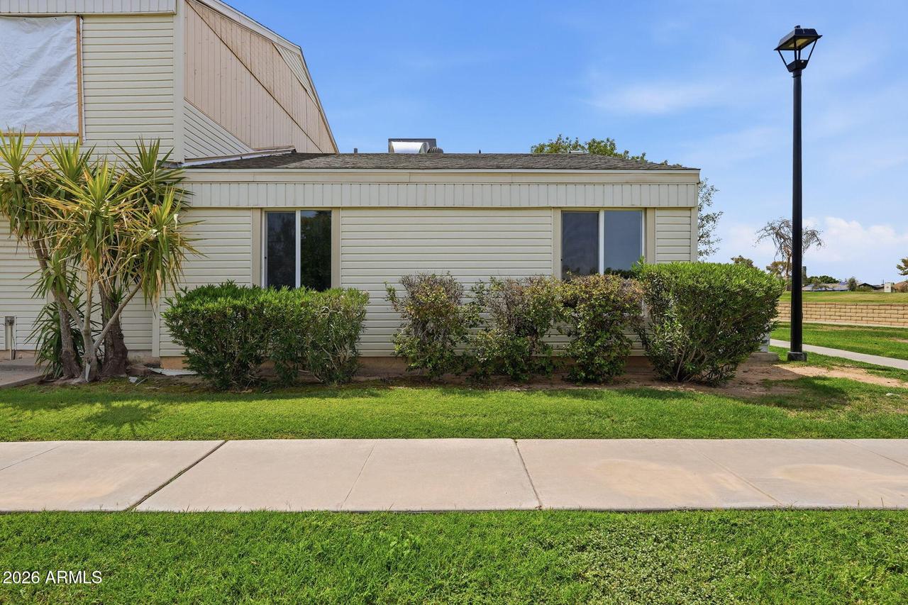 602 E Strahan Dr., Tempe, AZ 85283