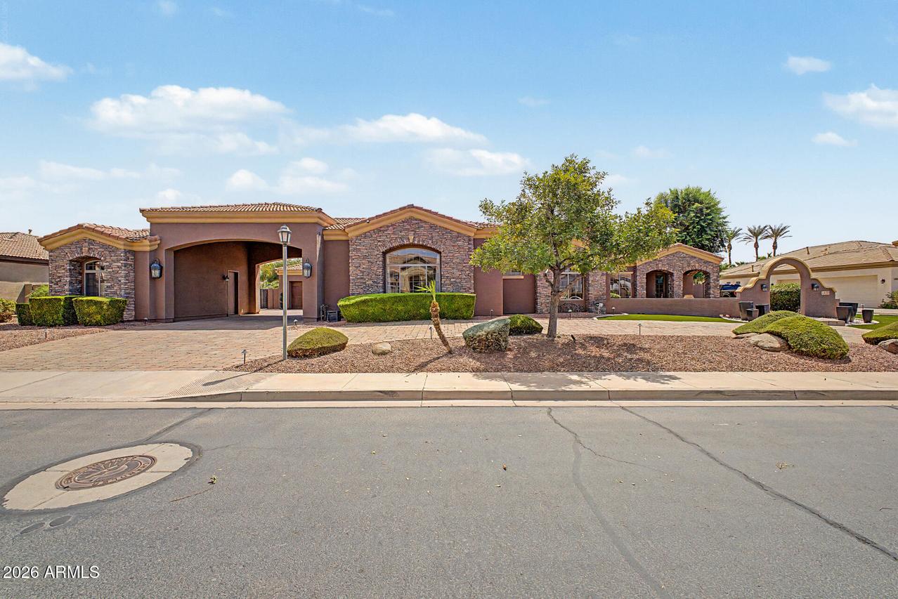 2675 E Bartlett Pl., Chandler, AZ 85249