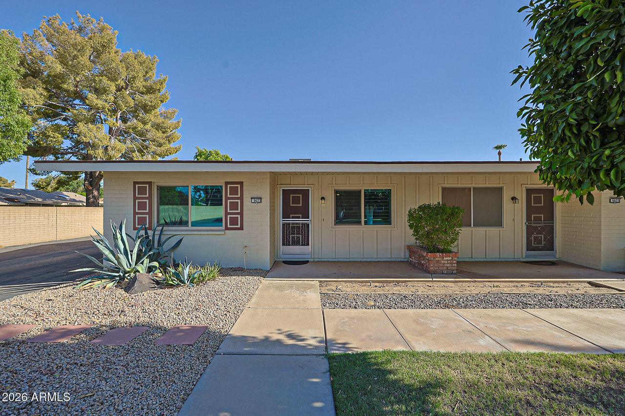 9623 N 111th Ave., Sun City, AZ 85351