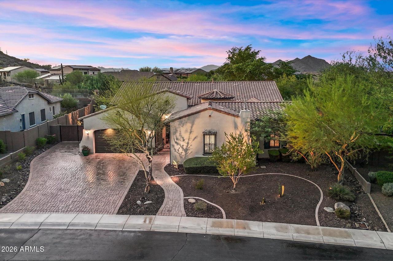 6752 W Lucia Dr., Peoria, AZ 85383