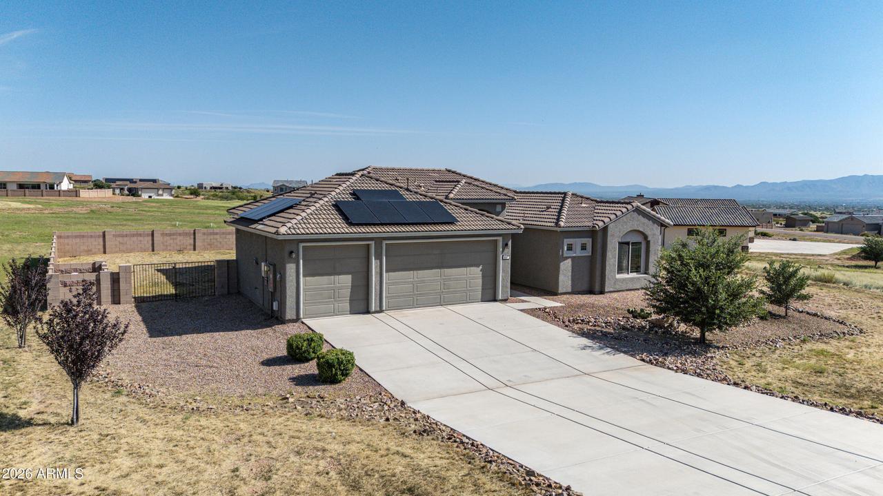 6647 E Big Spur Cir., Hereford, AZ 85615