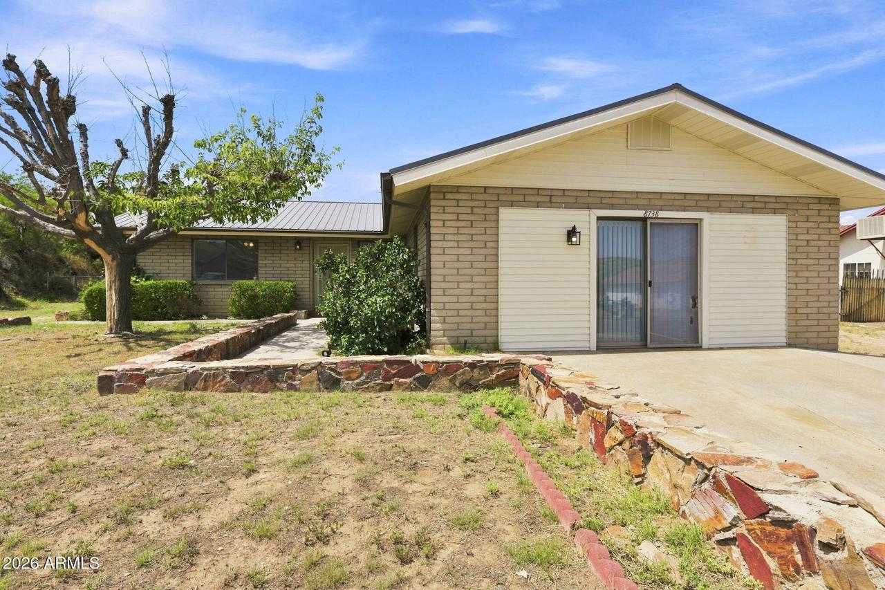 8738 S Sharps Rd., Globe, AZ 85501