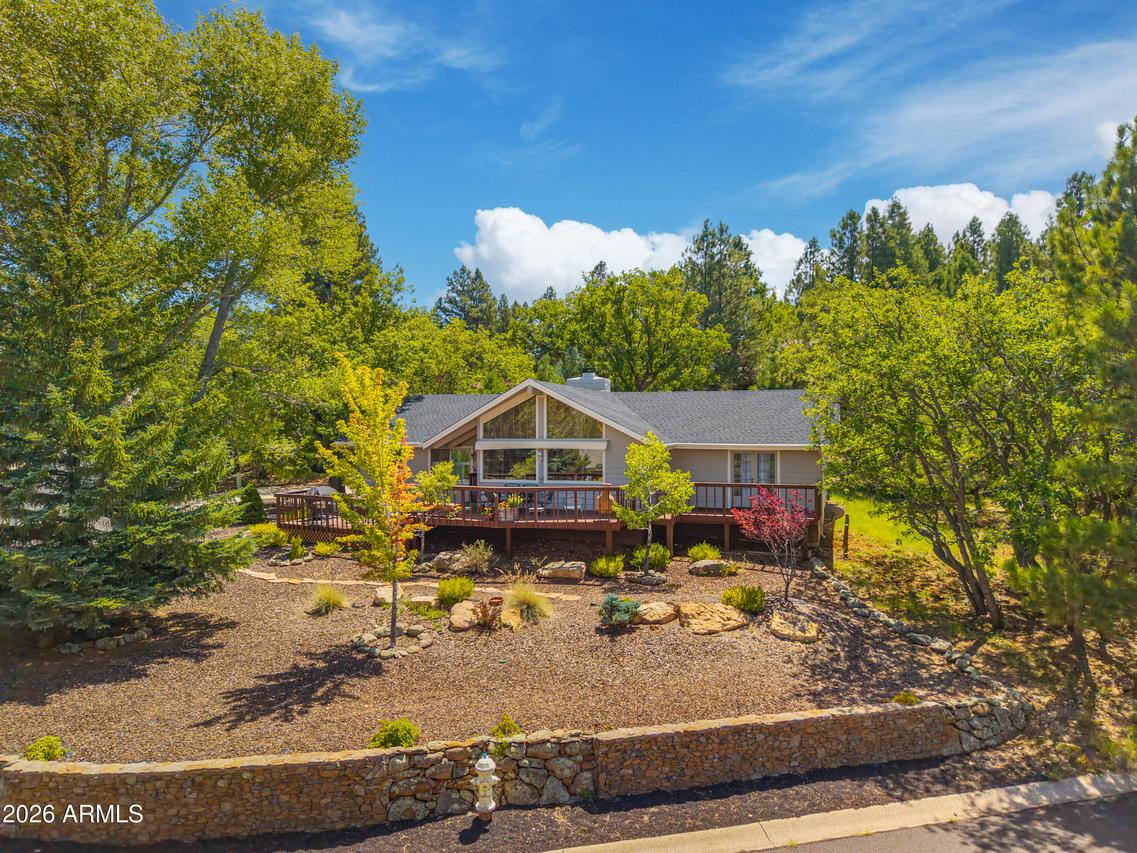 5801 E Ridge Dr., Flagstaff, AZ 86004