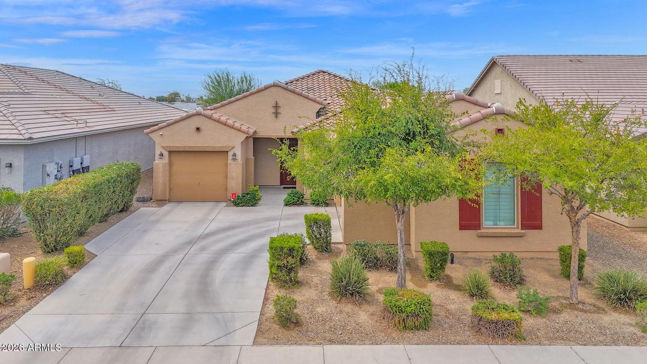 10219 W Lawrence Ln., Peoria, AZ 85345