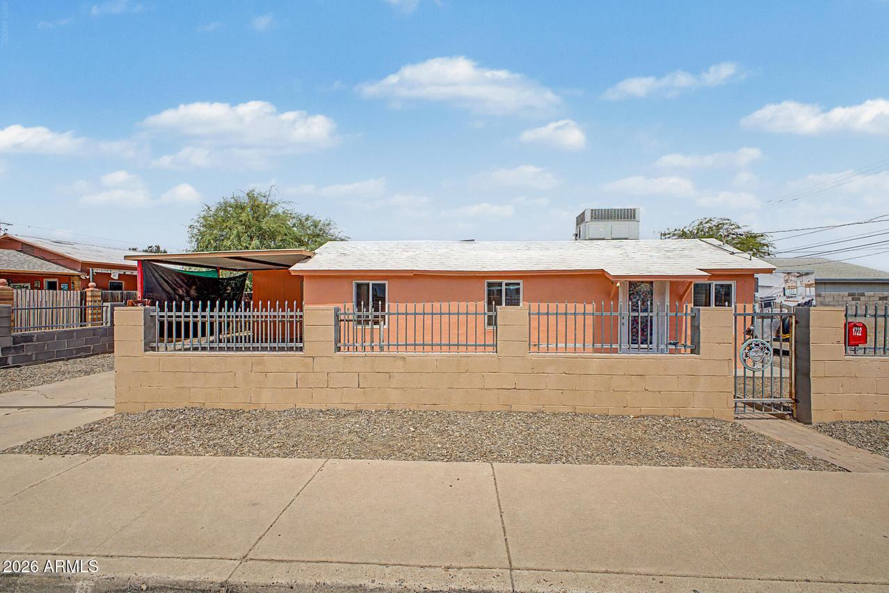 1722 S 7th Ave., Phoenix, AZ 85007