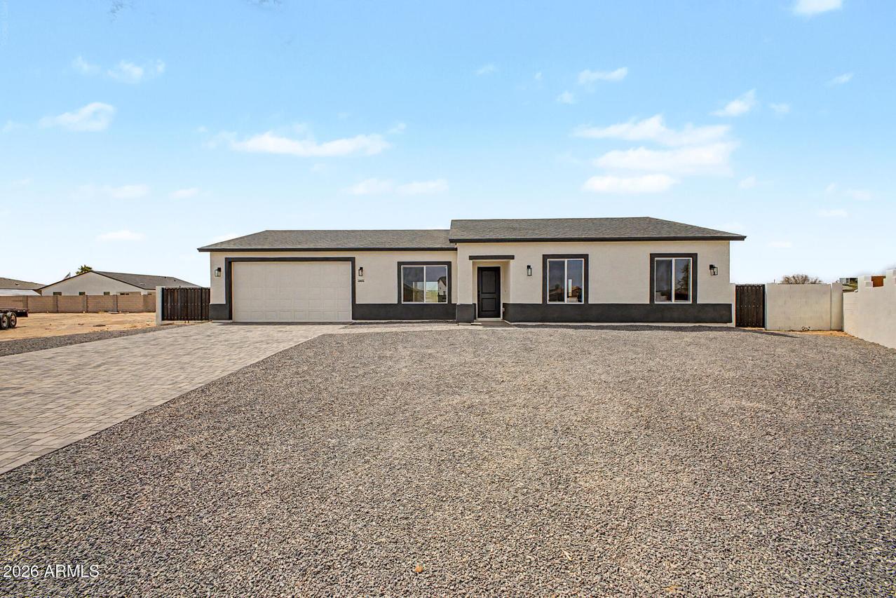 13642 S Del Rio Rd., Arizona City, AZ 85123