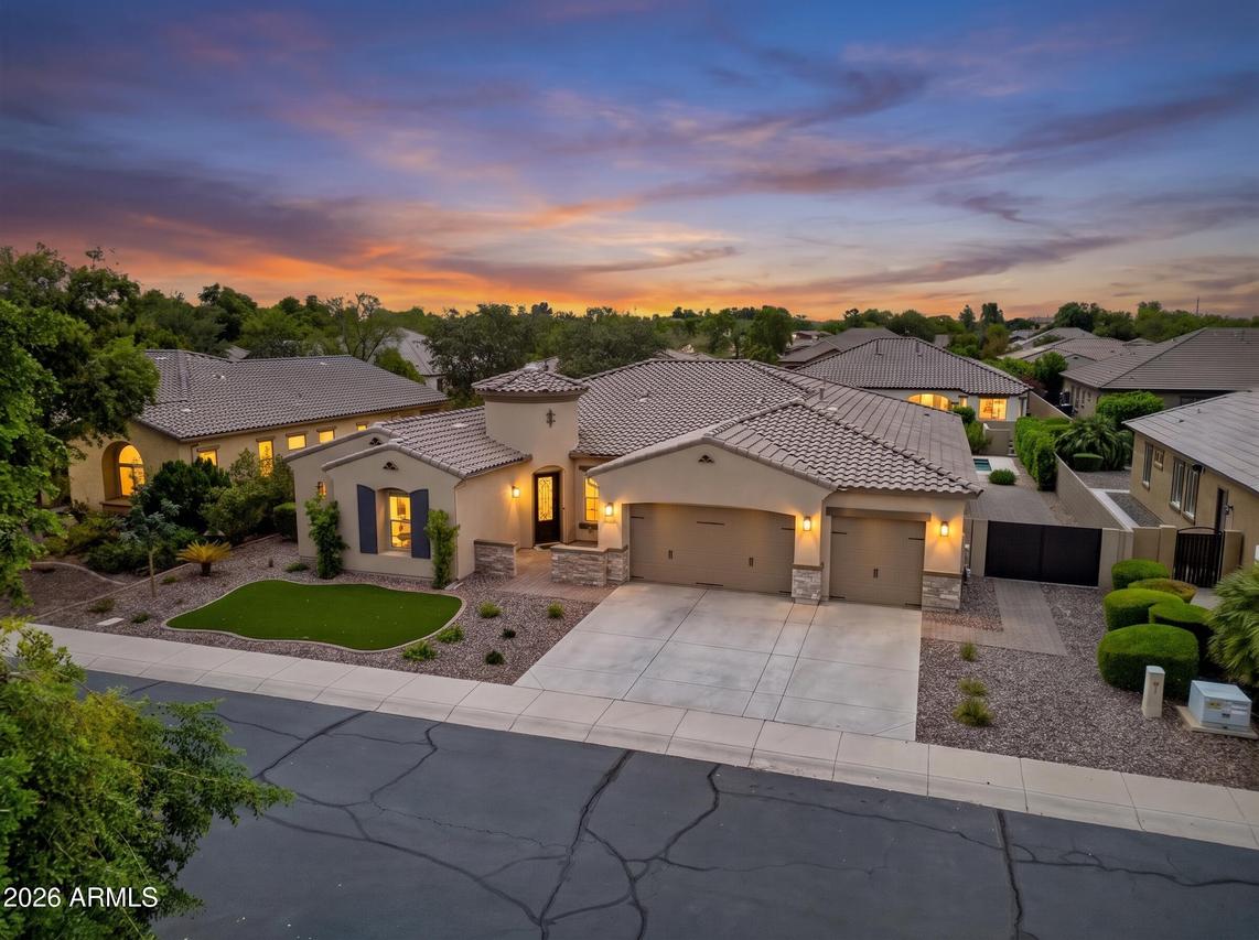 2431 W Longhorn Dr., Chandler, AZ 85286