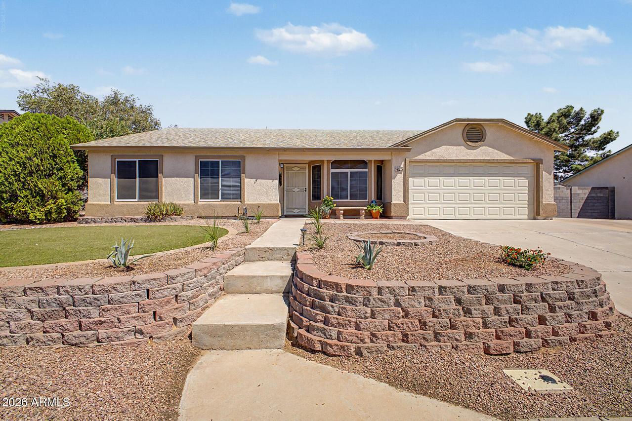 825 N 94th Pl., Mesa, AZ 85207