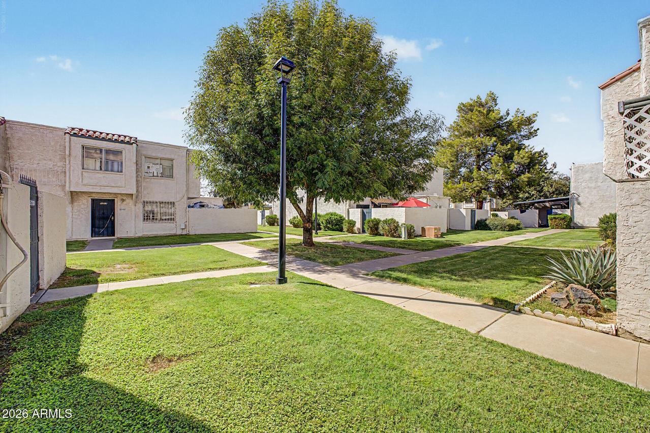 5206 N 42nd Ln., Phoenix, AZ 85019