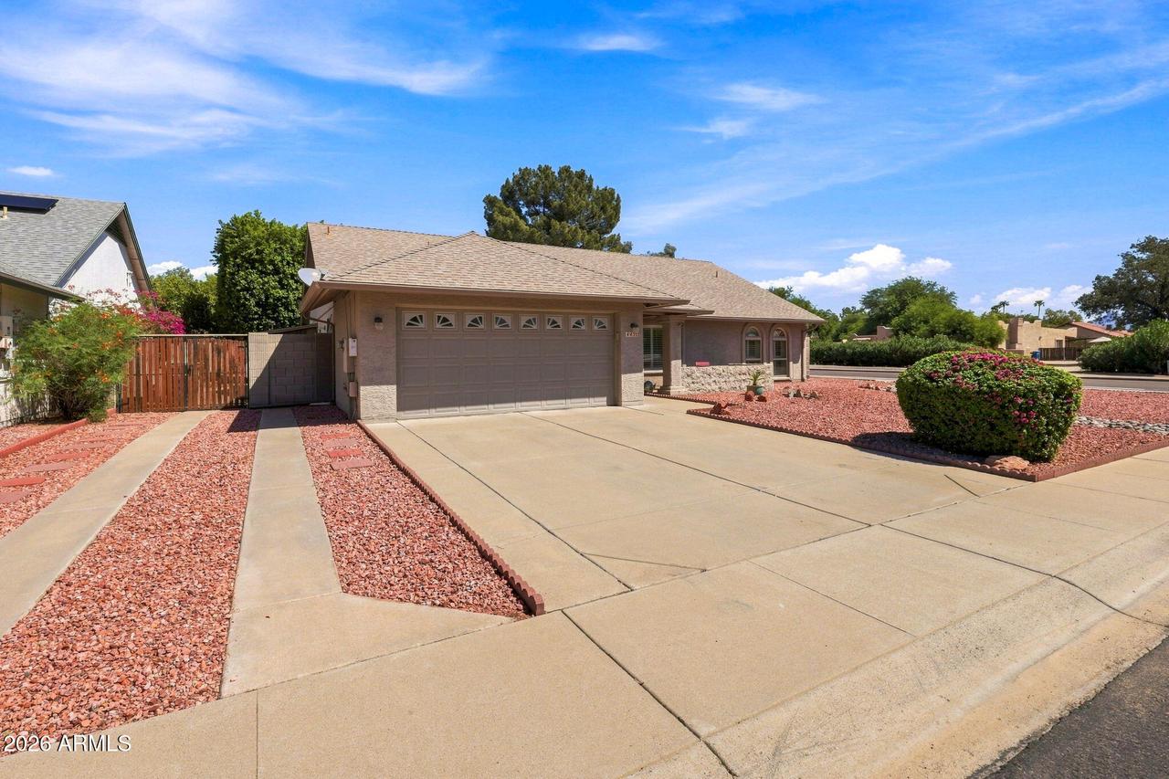 4352 E Blanche Dr., Phoenix, AZ 85032