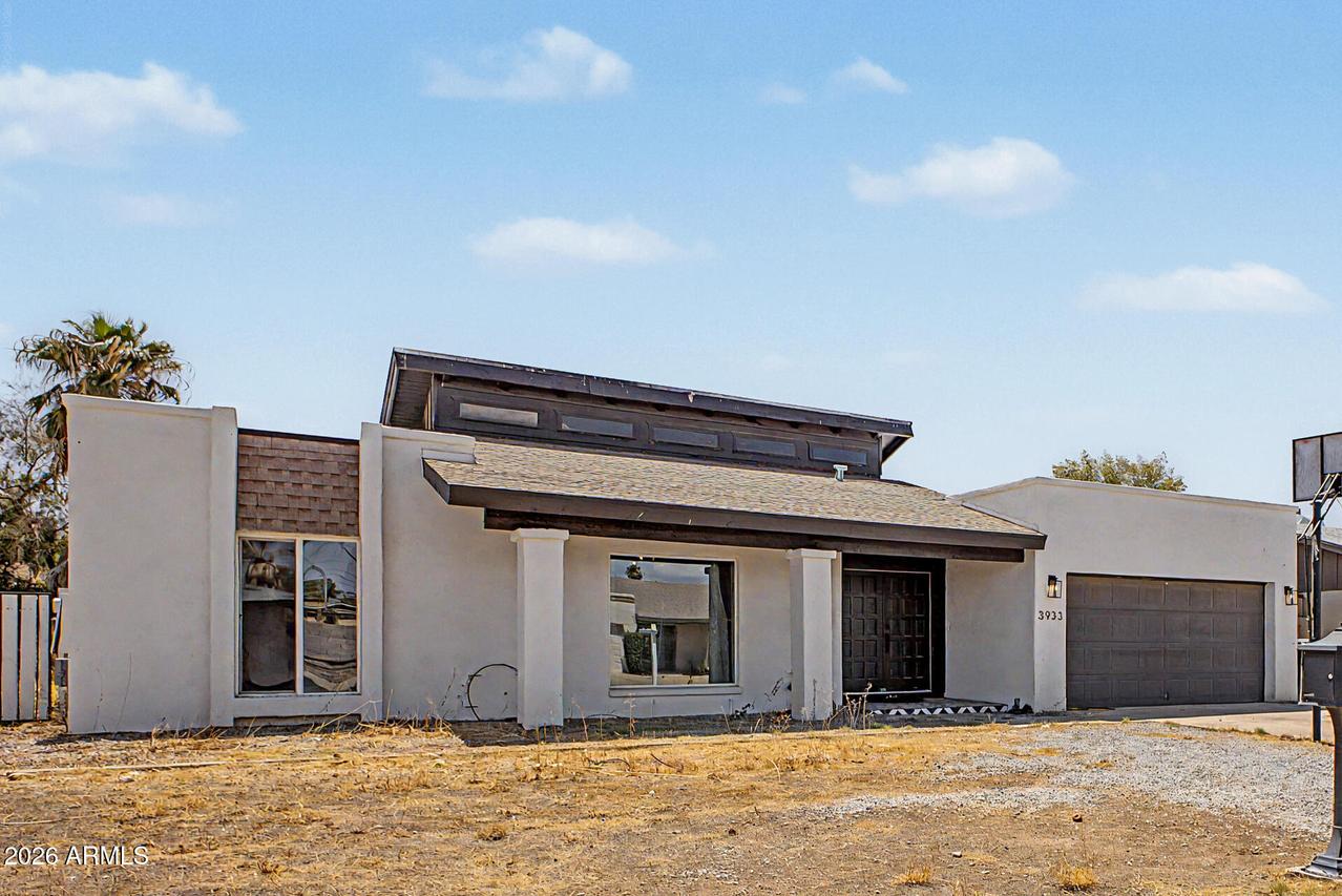 3933 W Sharon Ave., Phoenix, AZ 85029