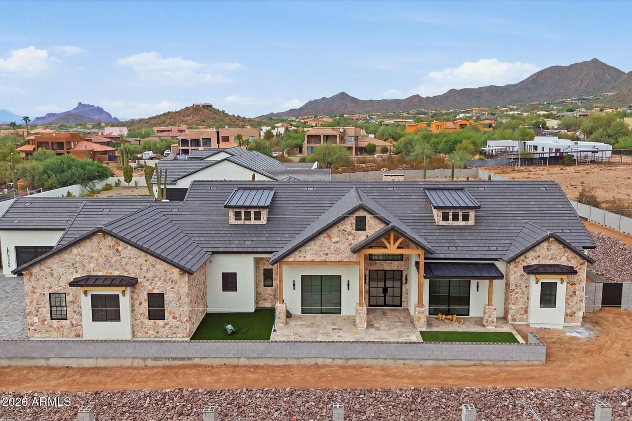 8058 E Palm Ln., Mesa, AZ 85207