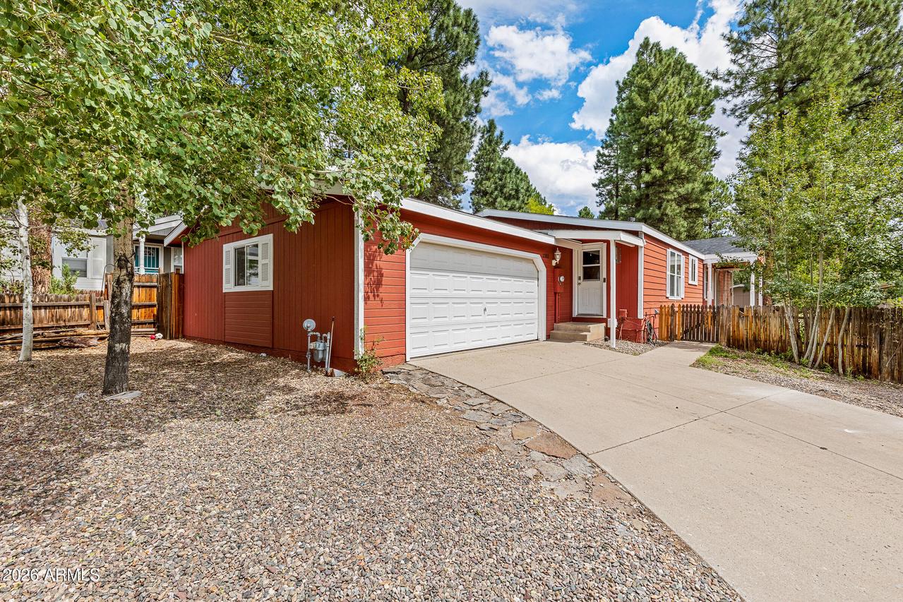 2388 W Rock Island Ave., Flagstaff, AZ 86001