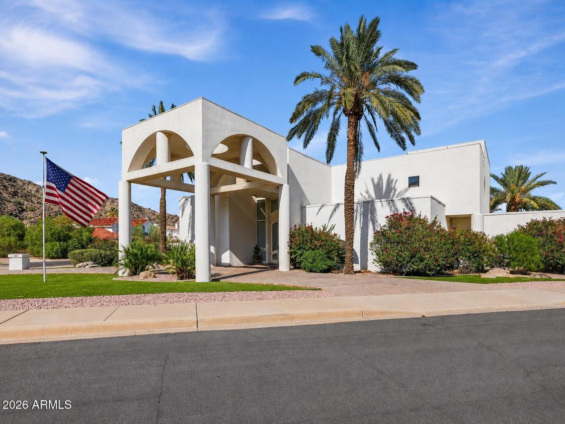 3307 E Kachina Dr., Phoenix, AZ 85044