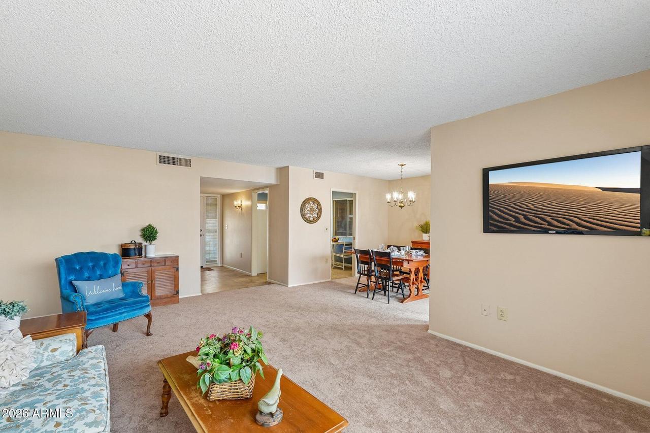 9907 W Bright Angel Cir., Sun City, AZ 85351