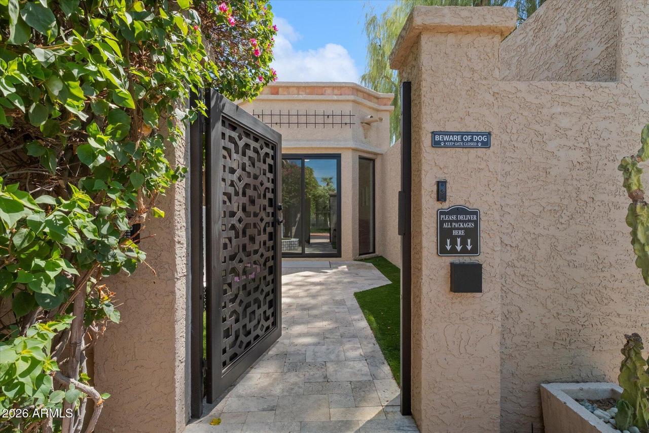 8401 N 84th Pl., Scottsdale, AZ 85258