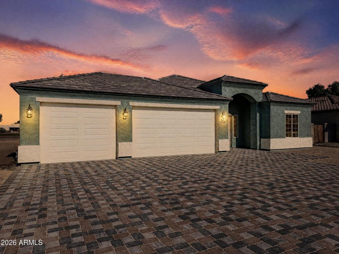 8560 W Mission Hills Dr., Arizona City, AZ 85123