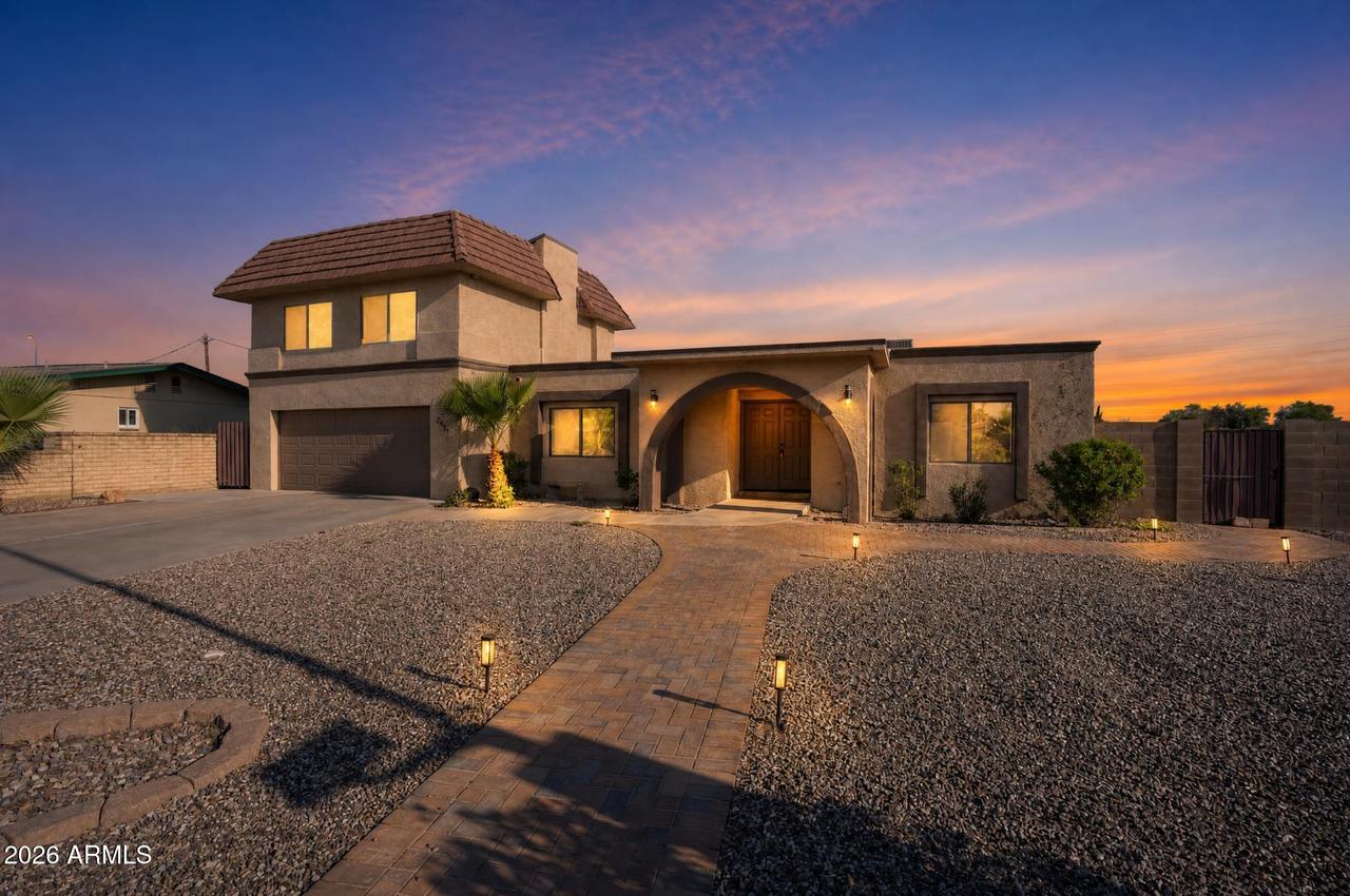2451 E Glencove St., Mesa, AZ 85213