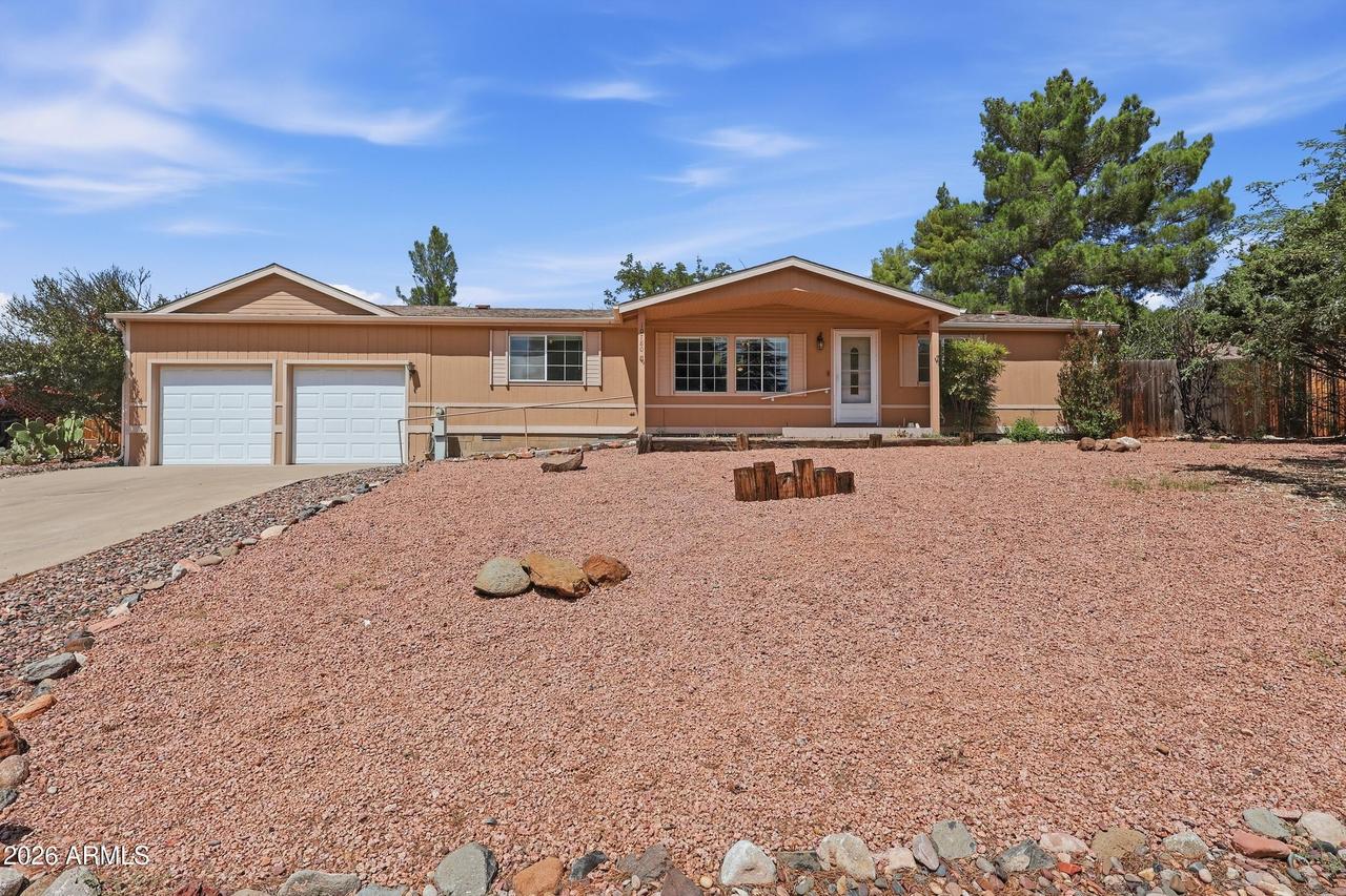 10780 E Oak Creek Valley Dr., Cornville, AZ 86325