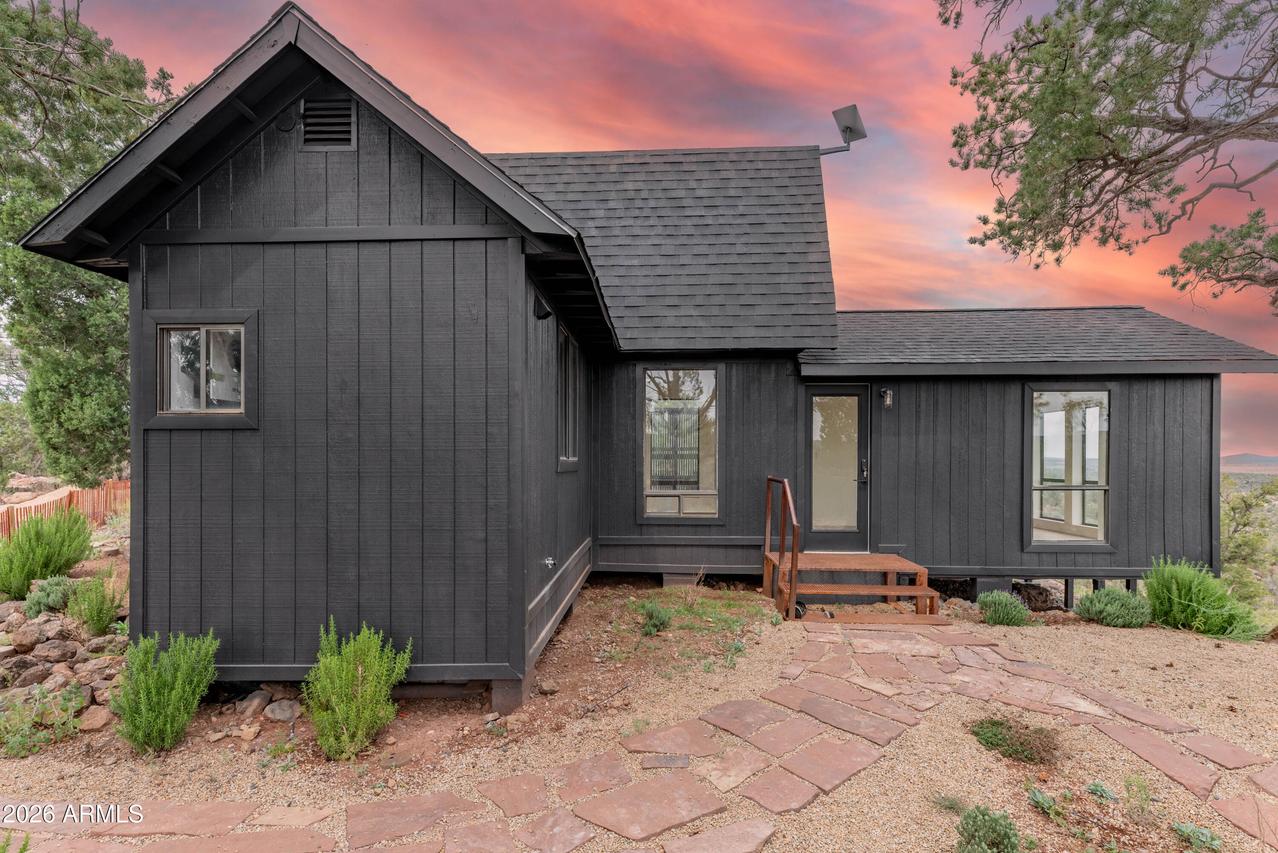 8200 W Rolling Ridge Rd., Ash Fork, AZ 86320