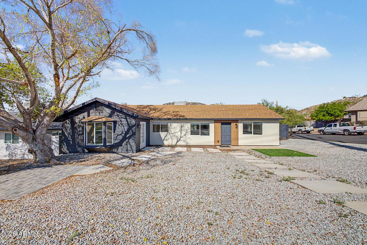 10846 N 12th St., Phoenix, AZ 85020