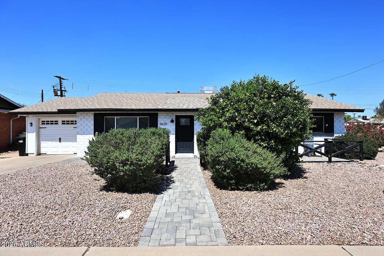 8638 E Sheridan St., Scottsdale, AZ 85257