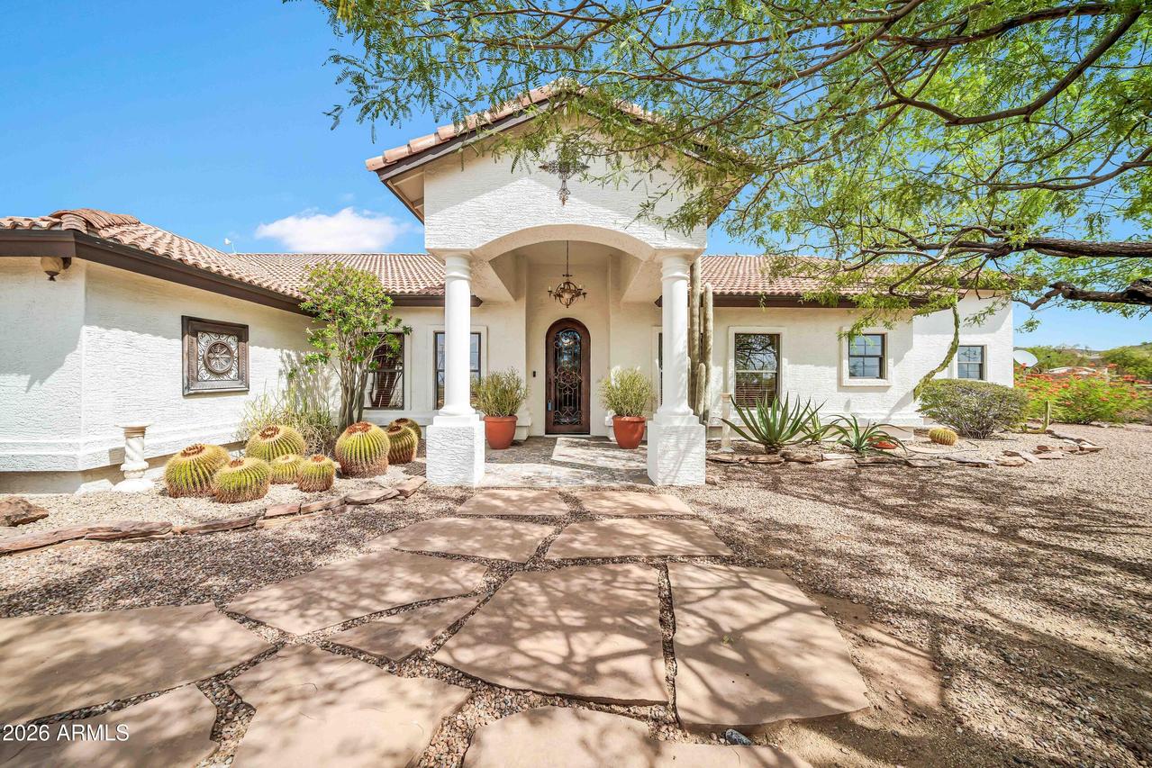 258 W Yearling Rd., Phoenix, AZ 85085