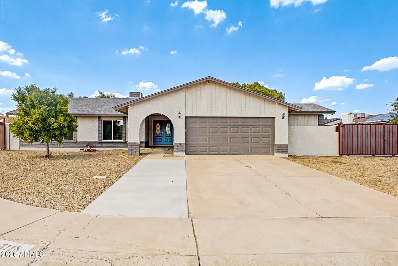 3118 W Woodridge Dr., Phoenix, AZ 85053