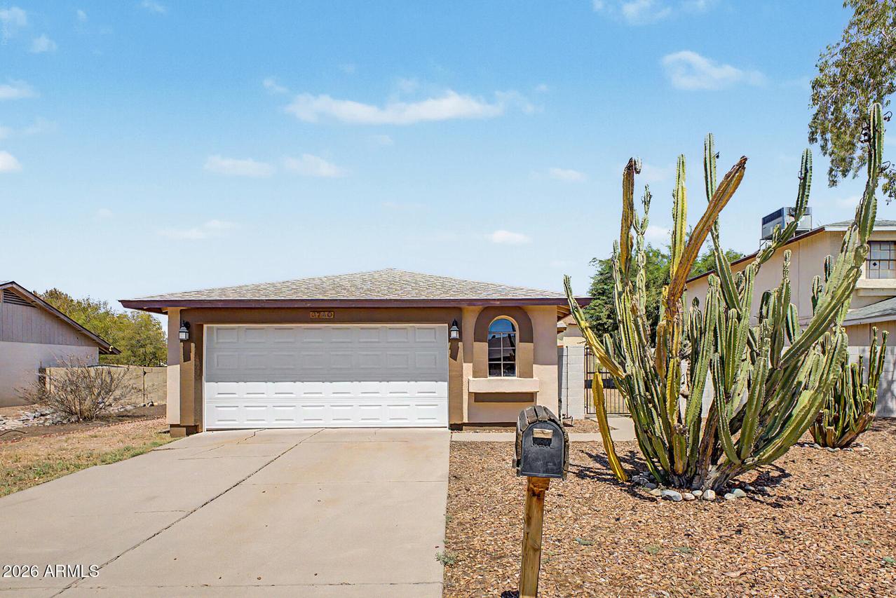 3740 W Michigan Ave., Glendale, AZ 85308