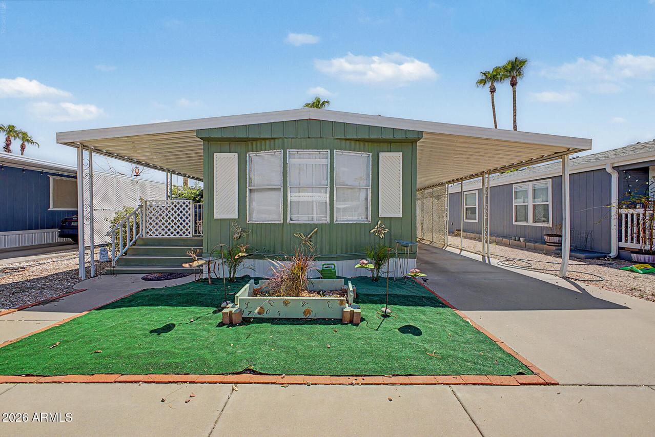 1705 E Charleston Ave., Phoenix, AZ 85022