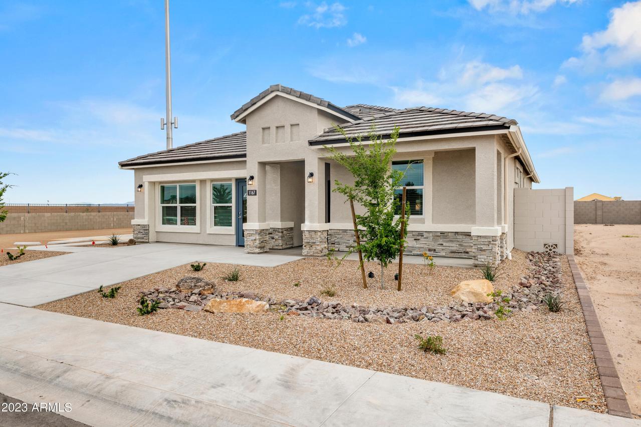 2918 W Stearn Ave., Apache Junction, AZ 85120