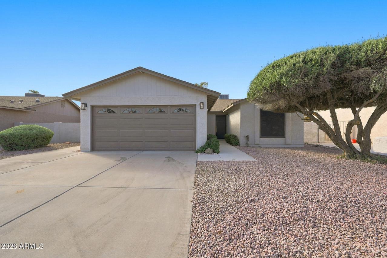 26417 S Sherbrook Dr., Sun Lakes, AZ 85248