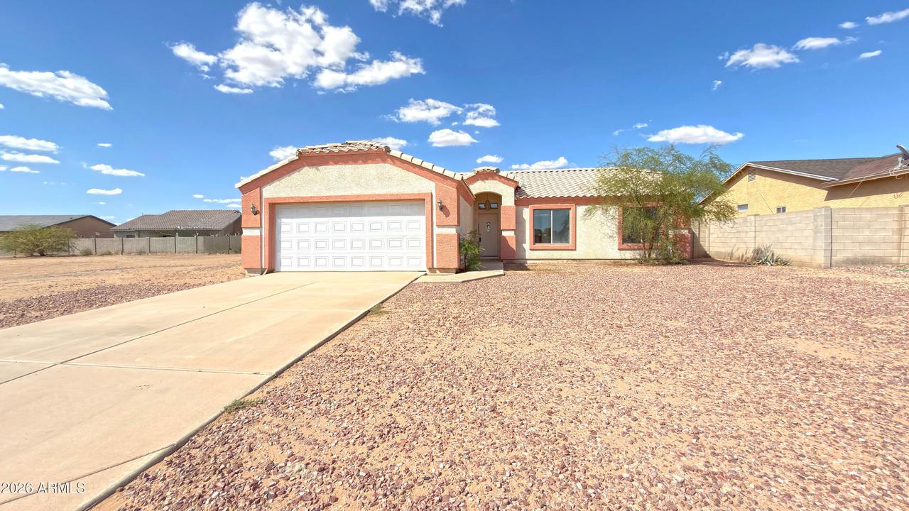 8306 W Pineveta Dr., Arizona City, AZ 85123