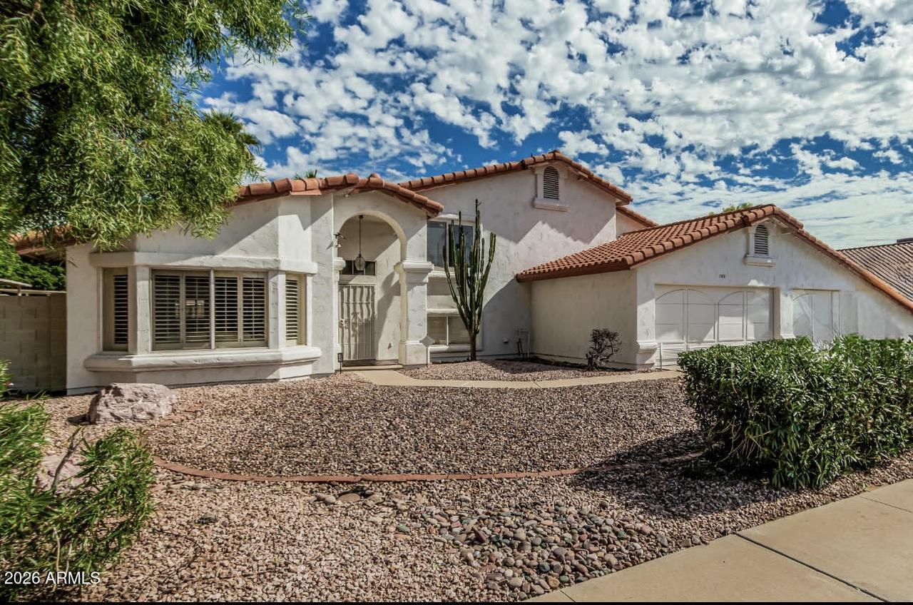 14811 N 44th Pl., Phoenix, AZ 85032