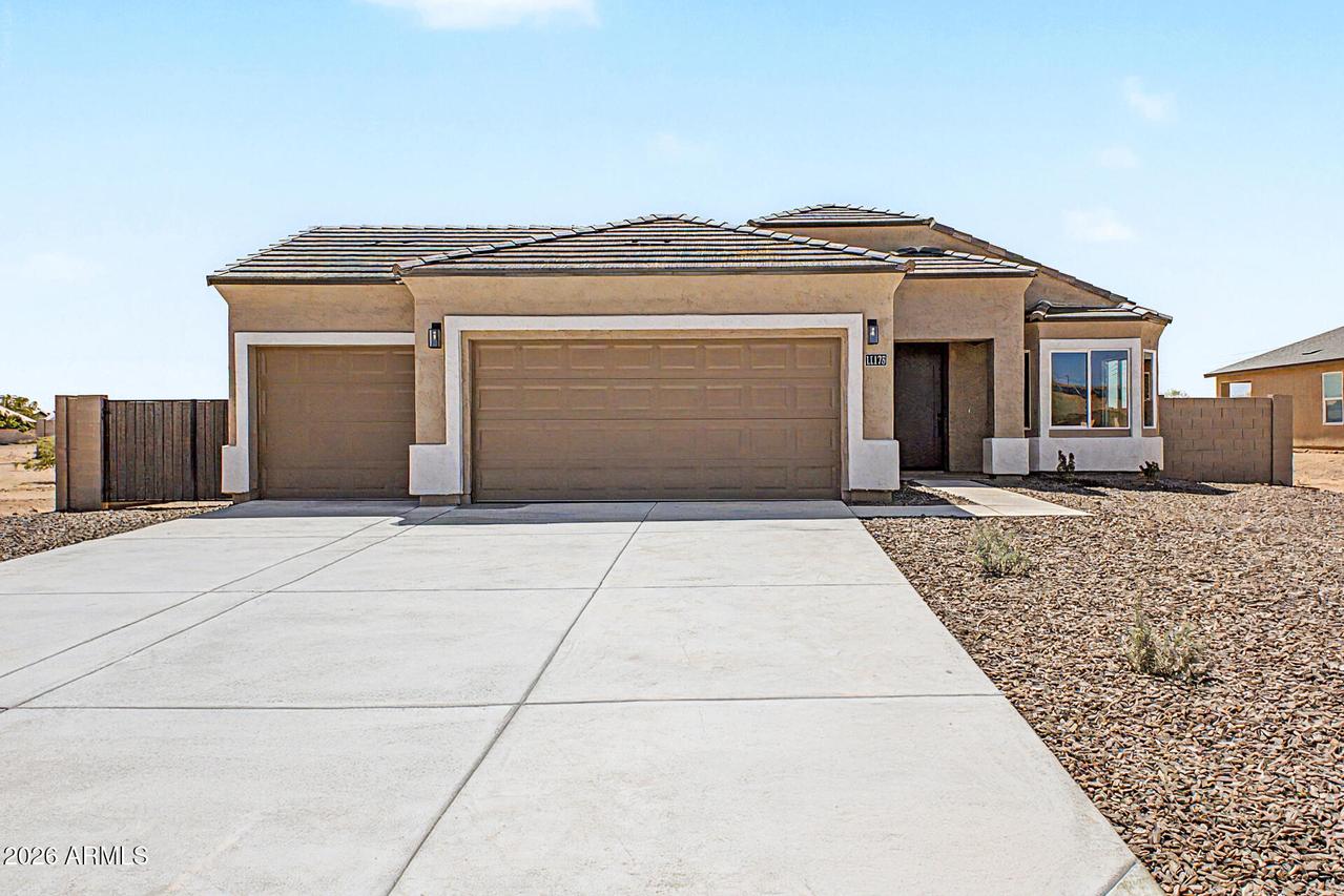 11175 W Laguna Dr., Arizona City, AZ 85123