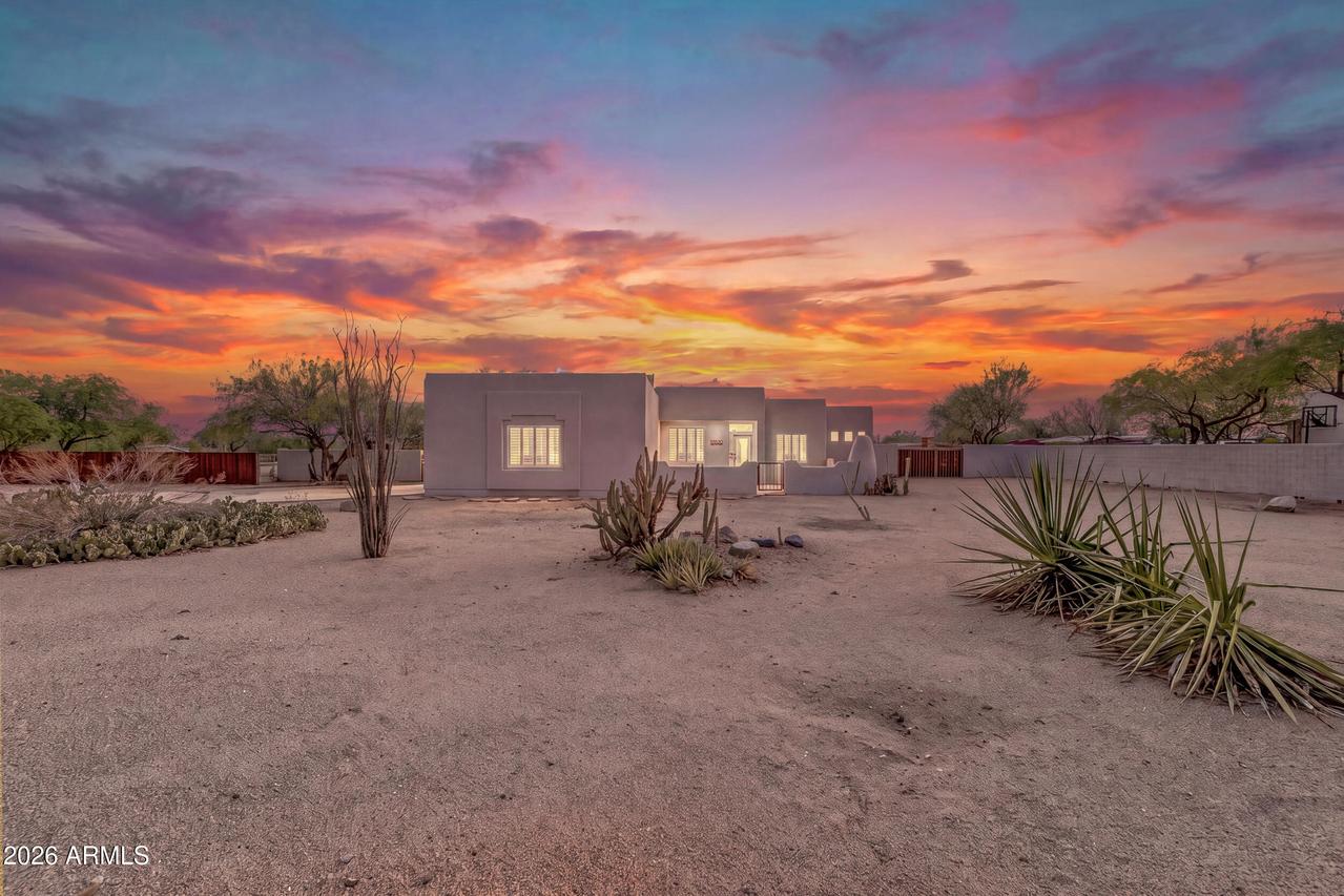 37620 N 12th St., Phoenix, AZ 85086