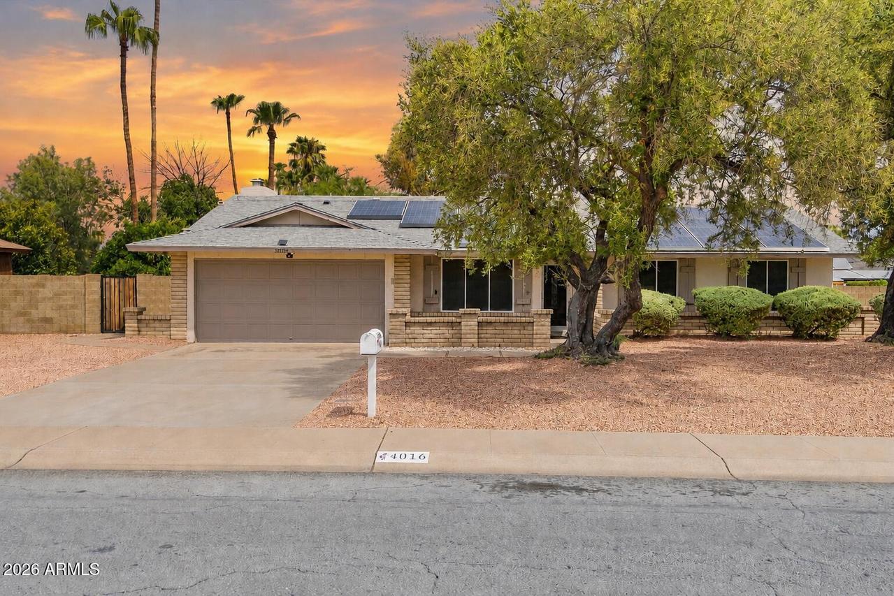 4016 E Shangri La Rd., Phoenix, AZ 85028