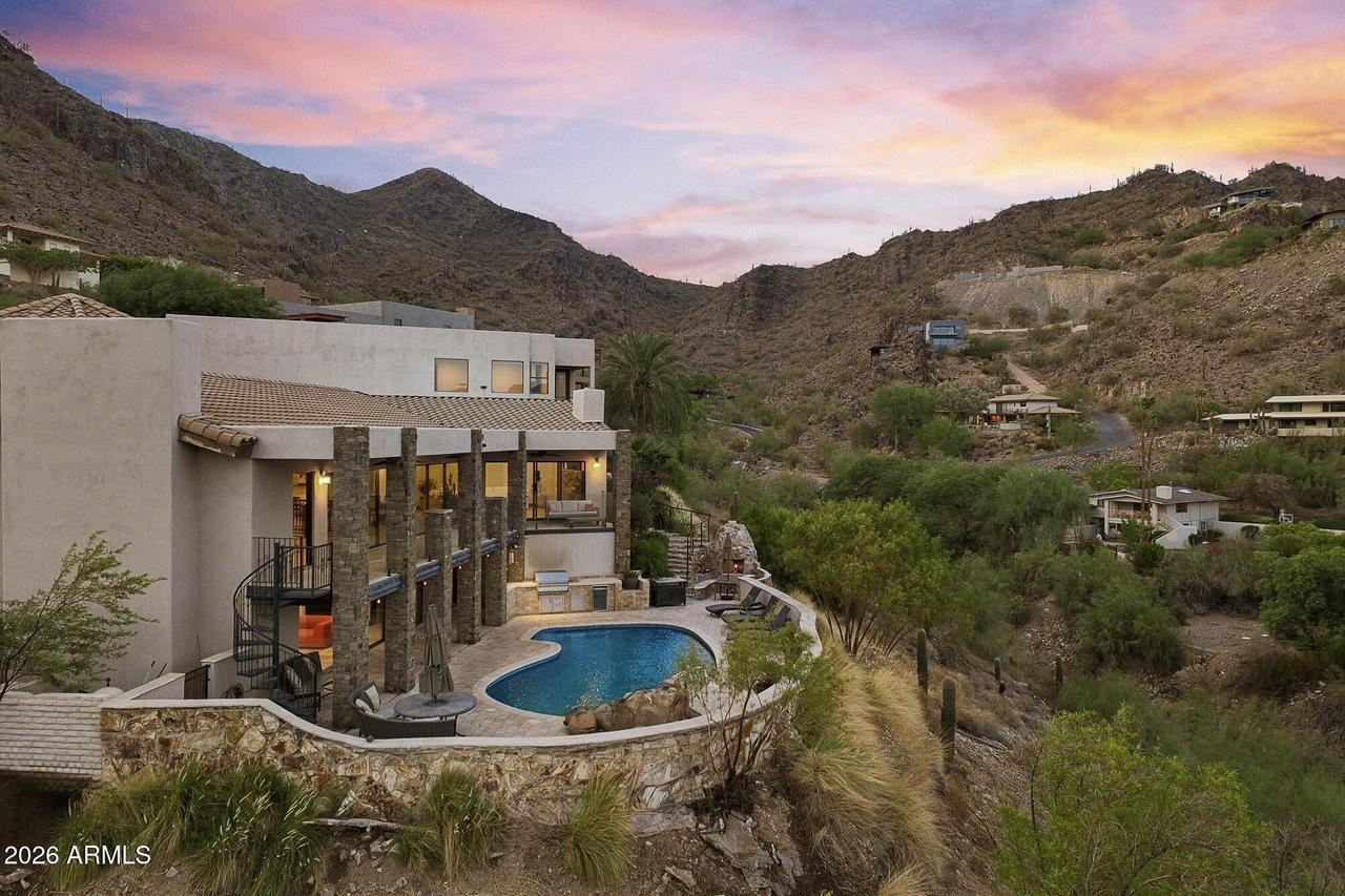 7525 N Clearwater Pkwy., Paradise Valley, AZ 85253